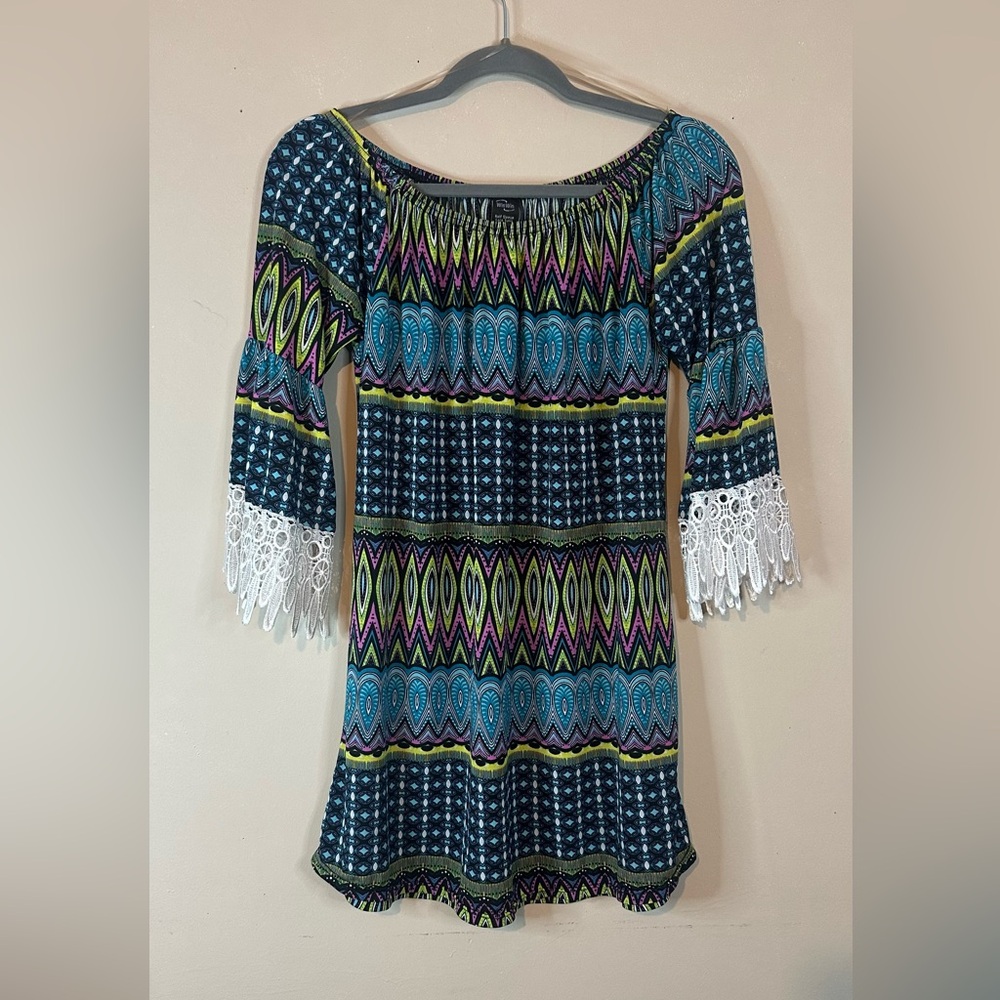 Win Win-large/xl-half sleeve tunic top Lace Sleeves